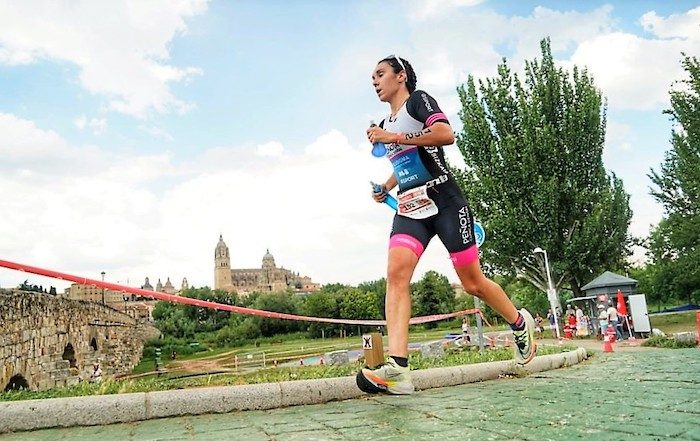 Marta Sánchez Triatlón Media Distancia Salamanca www.sportvicious.com